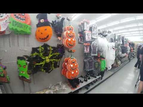 Google Maps Video Clip (Dollarama (Place Viau Location) Halloween 2024 Aisle