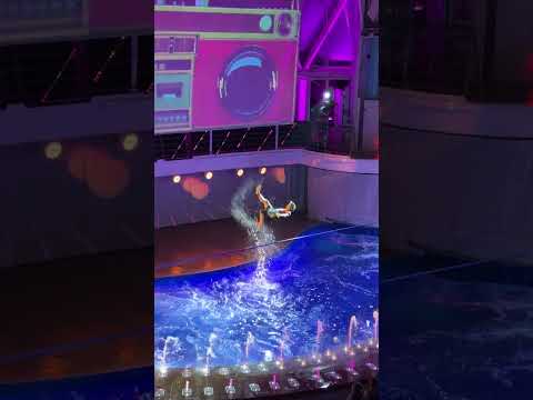 #shorts Royal Caribbean Utopia of the Seas, AquaTheater Show - Aqua 80 Too, Slackline