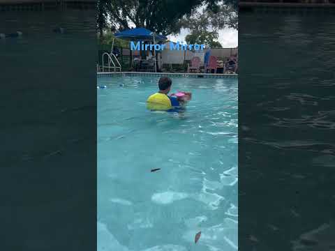 Mirror Mirror #swimminglessons #swimmingtechnique