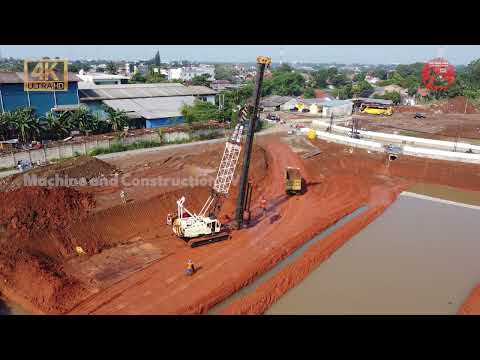 Diesel Hammer Pile is in preparation! Excavators and Motor Graders work on Road Construction