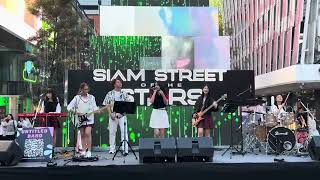 20241227 บรรยากาศ -Only Monday (Performed by Untitled ) @งาน Siam Street of The Star)