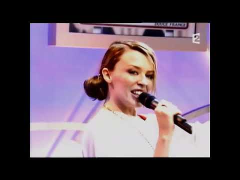 Kylie Minogue - Come Into My World (Live Douce France 2002)