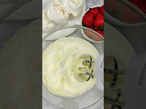 Eton Mess Summer Recipe #nobakedessert #easydessert