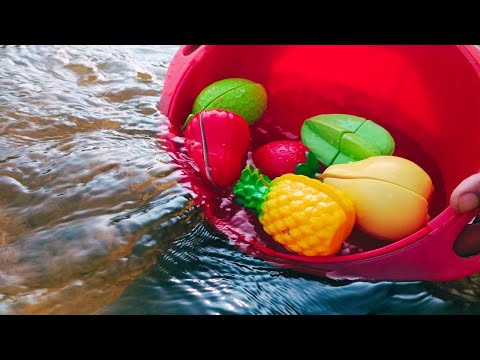 Toy Fruits Moving in Water | Strawberry, Pears, Pineapple, Starfruit Toy for Children #toys #kids