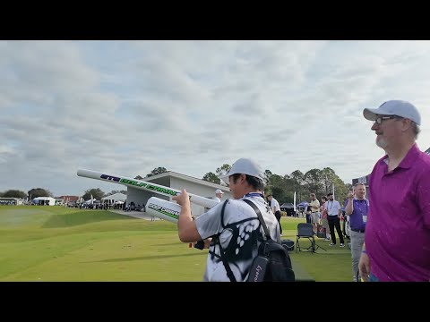 ゴルフ練習場でバズーカを放ちました　PGA SHOW DEMODAY