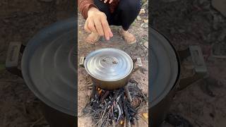 Survival Skills: SMART idea and USEFUL in forest #camping #bushcraft #outdoors #survival