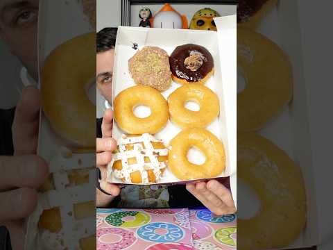 Ranking Krispy Kreme Thanksgiving Pie Donuts! 🥧 #krispykreme #tastetest