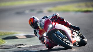 Ducati 1299 Panigale S Clash Of a Titan