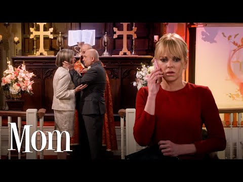 Christy Gets the Worst News at Marjorie's Wedding | Mom