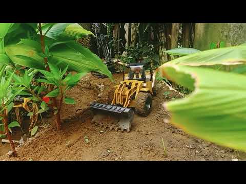 perbaikan jalan di tengah hutan #rc #kontruksi #toys #viral #rcconstruction #mainananak #fypシ #huina