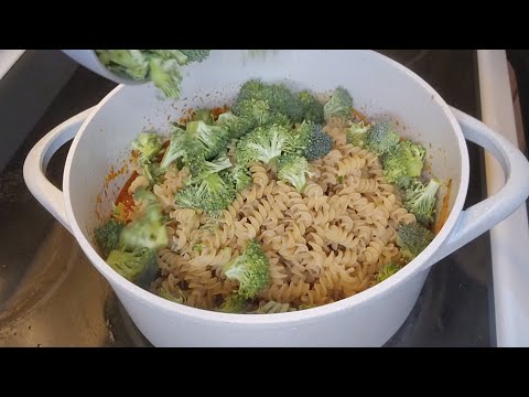 one Pot Pasta. No cheese please! #asmr #food #cooking #onepot quick dinner #howtocookpasta