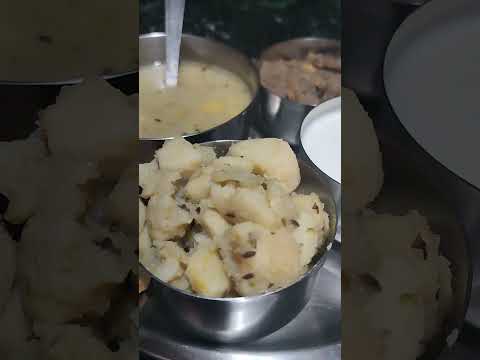 Navratri vrat thali 👌😋#tranding #shorts #viralshorts #reels #vratkakhana #tiktokvideo #navratri