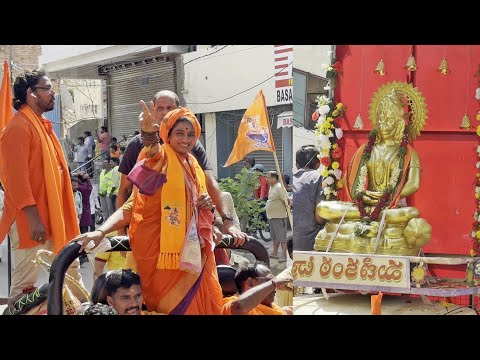 BJP Madhavi Latha in Hanuman Jayanti Rally | Hyderabad Hanuman Jayanti Rally | Election Campaign