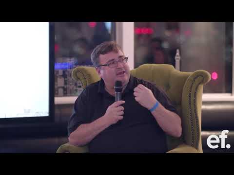 How We Found our Business Model at LinkedIn - Reid Hoffman