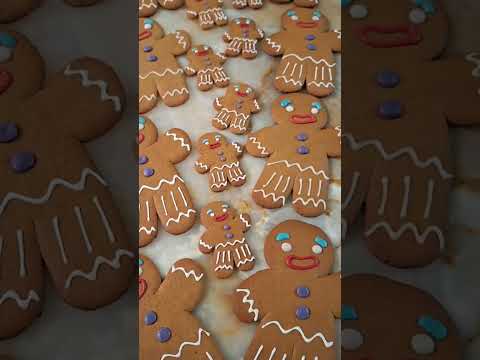 Ginger brad men cookies 🫚🍪#gingerbread #gingercookies #gingerbreadmen #christmasbaking #gingerman