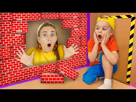 Giant Fort Box Maze Challenge