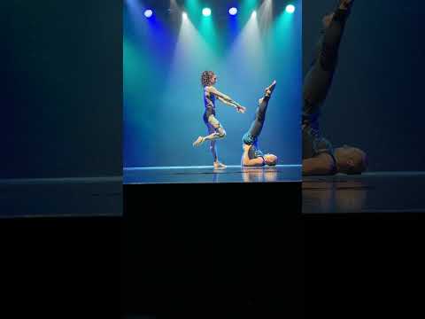 #shorts Royal Caribbean - Duo Quintessence - Aerialist & Acrobat Show