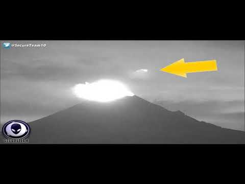 Mysterious Glowing UFO Formation Over Ukraine [SIGHTING]