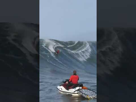 Kai Lenny at Mavericks, CA  #surfing #nobodysurf