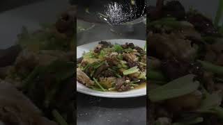 China, Zhixi, Hakka, Food  / 今天满桌的客家菜, 浓浓的家乡味, 是慰藉乡愁的最好方式. 所有的乡愁其实都是始于那一口馋 #客家菜 #美食