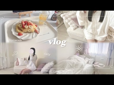 ꒰ vlog ꒱ 家から出ない一人暮らしの休日🪽おうちカフェ🥞、かわいい家具をお迎え、体型キープ簡単晩ご飯🍚