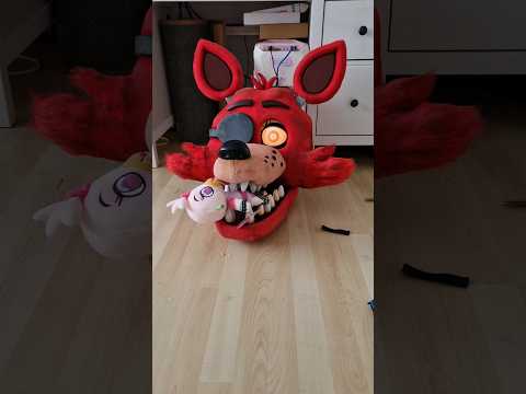 final tests before the reveal tomorrow ! #fivenightsatfreddys #foxy