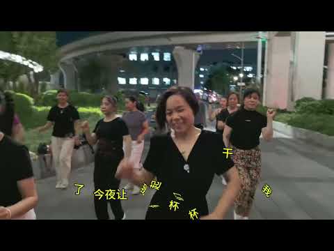 玲珑舞蹈队姐妹们喜欢跳不动脑子《步子舞》简单又好看