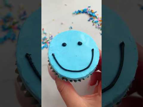 Happy Face Cupcake Hack