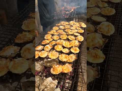 One of my favorites at The Barracks Hawker Center are #grilled #scallops and #oysters. #kalamicebu