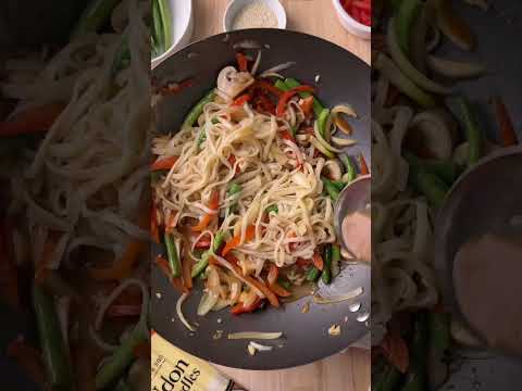 Tasty tenders stir-fry with udon noodles #easydinner #japanesenoodle #quickasianfeast