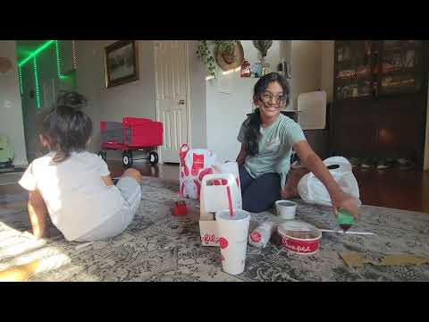 Chick-Fil-A Breakfast Review : kids #chickfila #breakfast #review