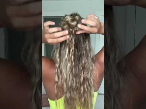 Easy Half Up Messy Bun Hairstyle!