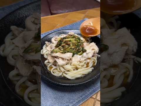 梅干しときゅうりの豚バラ冷製うどん