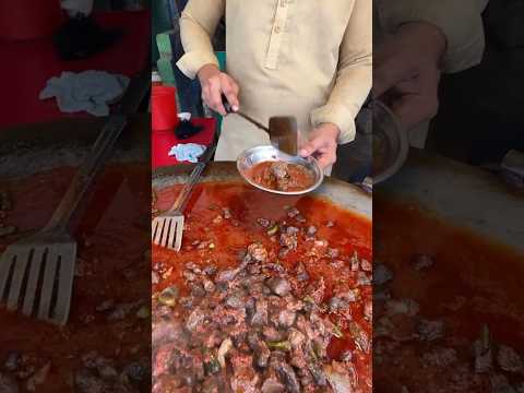 Peshawar ki famous tava kaleji#streetfoodvideos