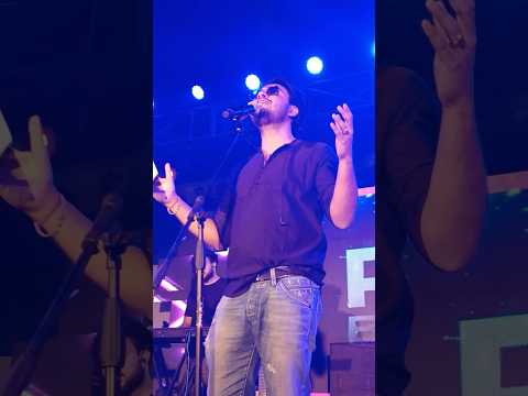 Tu Milta Hai Mujhe live in concert | Raj Barman