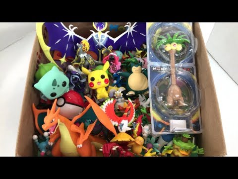 Box Full of Pokemon Figures Unboxing Alolan Exeggutor | Funko POP! Pikachu & Bulbasaur