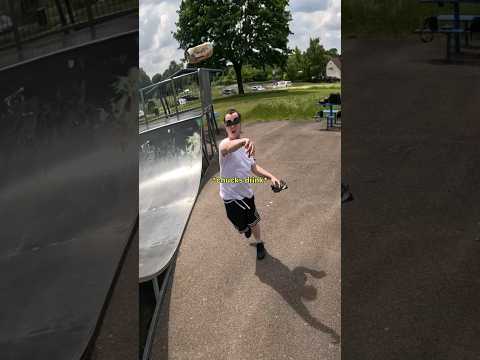 CRACKHEAD LOSES IT!😳 #scooter #skatepark #challenge #skit #comedy #funny