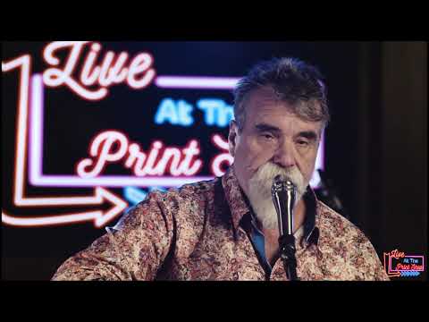 Darrell Scott - "Out In the Parking Lot" (Live at the Print Shop)