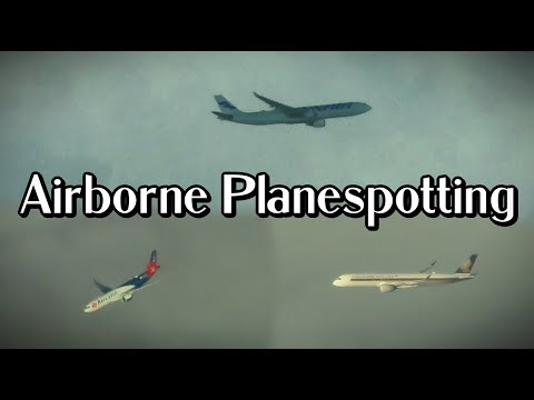 Planespotting from a Plane | Airliners above Changi Airport