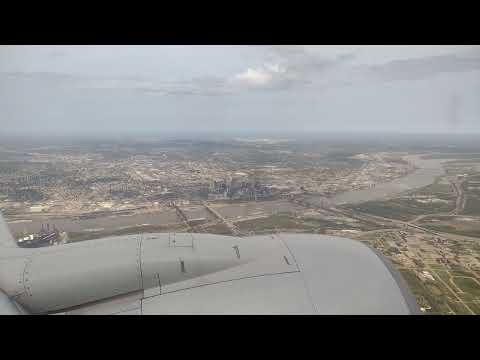 Downtown St. Louis / Gateway Arch (Jet View)