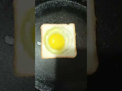 Bread omelette #food #cooking #shortvideo #subscribe #shivashivani'kitchen