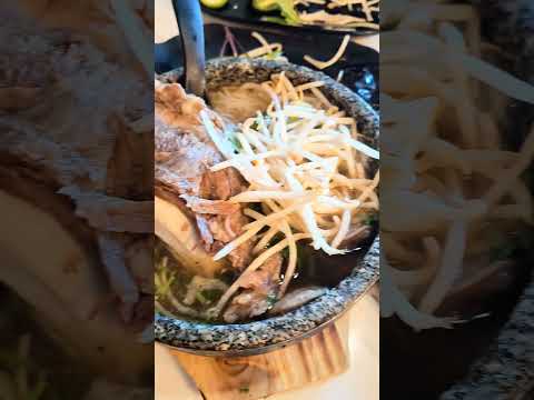 HOT STONE PHO Me!😋! #food #shortvideo #short #foodie #foodlover #shorts #vietnamesefood