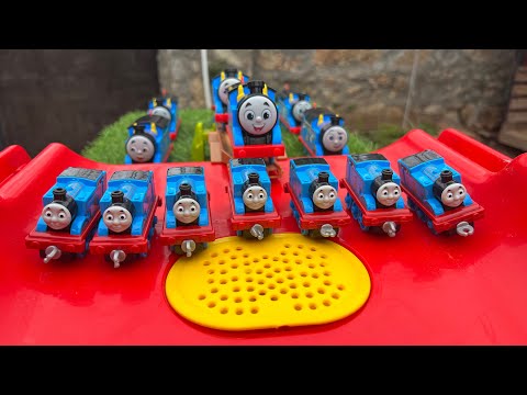 Looking for Thomas & Friends toys | Thomas The Train & Friends playing in the dry pool