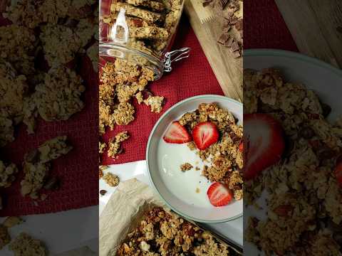 this homemade granola is wayyy better than store-bought #breakfast #food #shorts