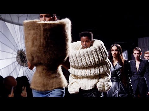 Alexander McQueen | Fall/Winter 2024/25 | Paris Fashion Week - 4K