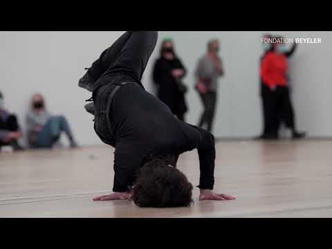 Dark Red Beyeler | Anne Teresa De Keersmaeker / Rosas