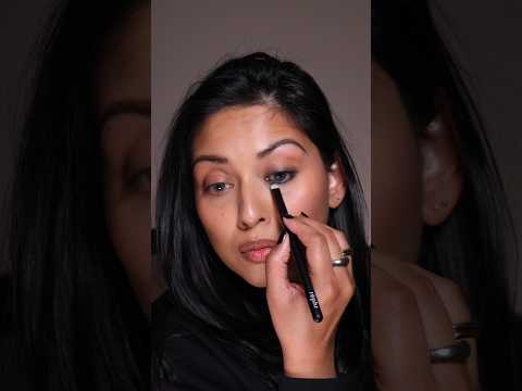 My Signature Smokey Eye with just two products #maccosmetics | Anne Soul