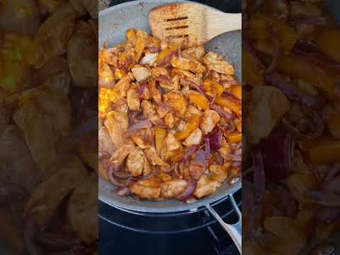 Fajita cooked on the @broilkinguk love the sizzle.#fajitas #broilking #bbq #bbqcommunity #ukbbq