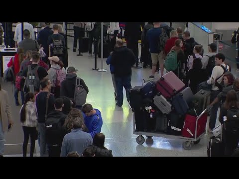 Holiday travel rush underway at MSP Airport: What you should know