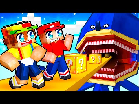 Playing a SHIN SONIC LUCKY BLOCK STAIRCASE RACE In Minecraft!